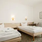 Astor Hotel 3*