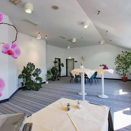 Astor Hotel 3*