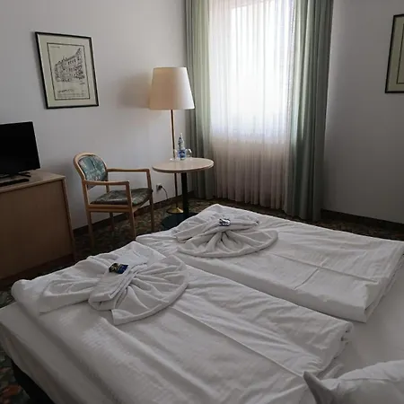 Astor Hotel